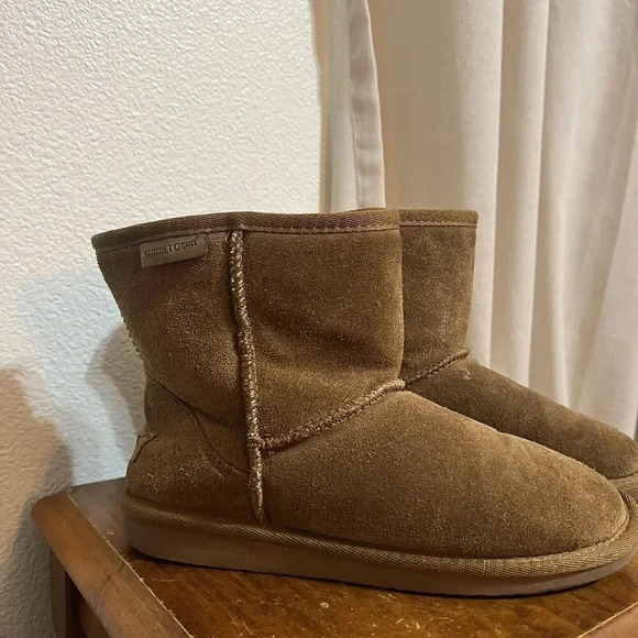 Minnetonka Women's Olympia Brown Suede Cozy Warm Fur Lined Bootie Mini Size 6 M - Picture 10 of 10